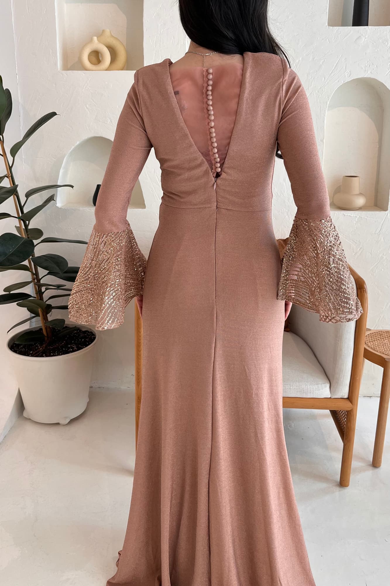 فستان استرتش ناعم مزين بكرستال