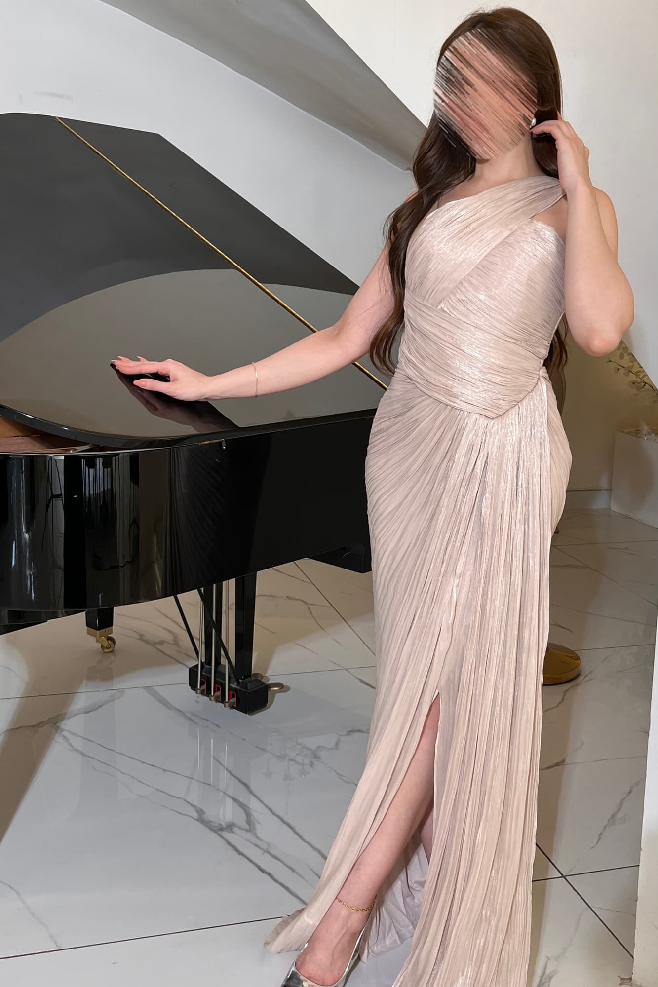 فستان سهره مصمم بلمسات كسرات