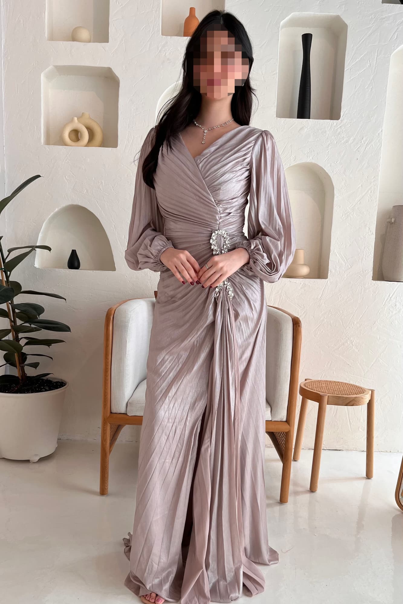 فستان سهره ساتان مزين بكرستال جانبي