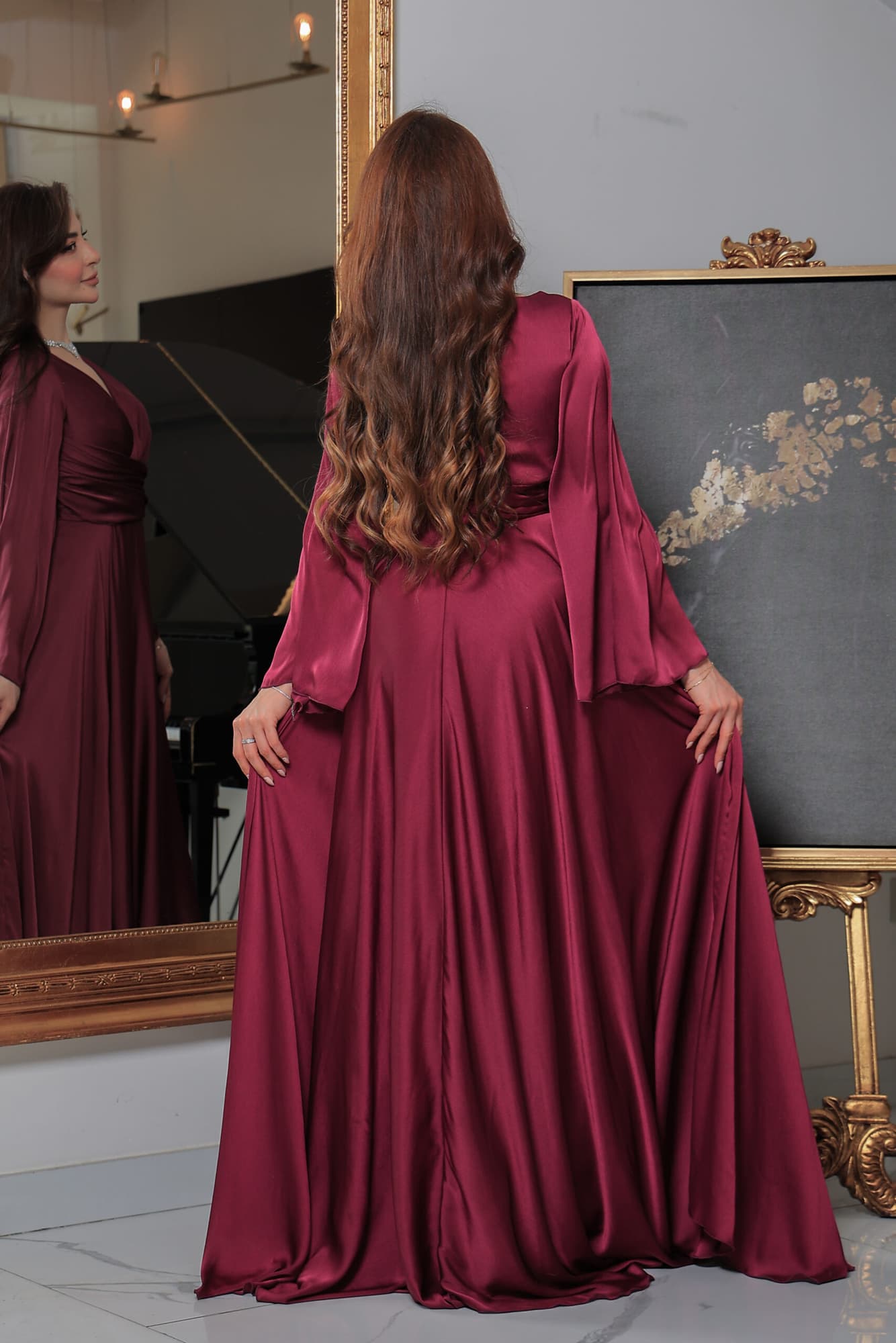 فستان ناعم كلوش بأكمام واسعه