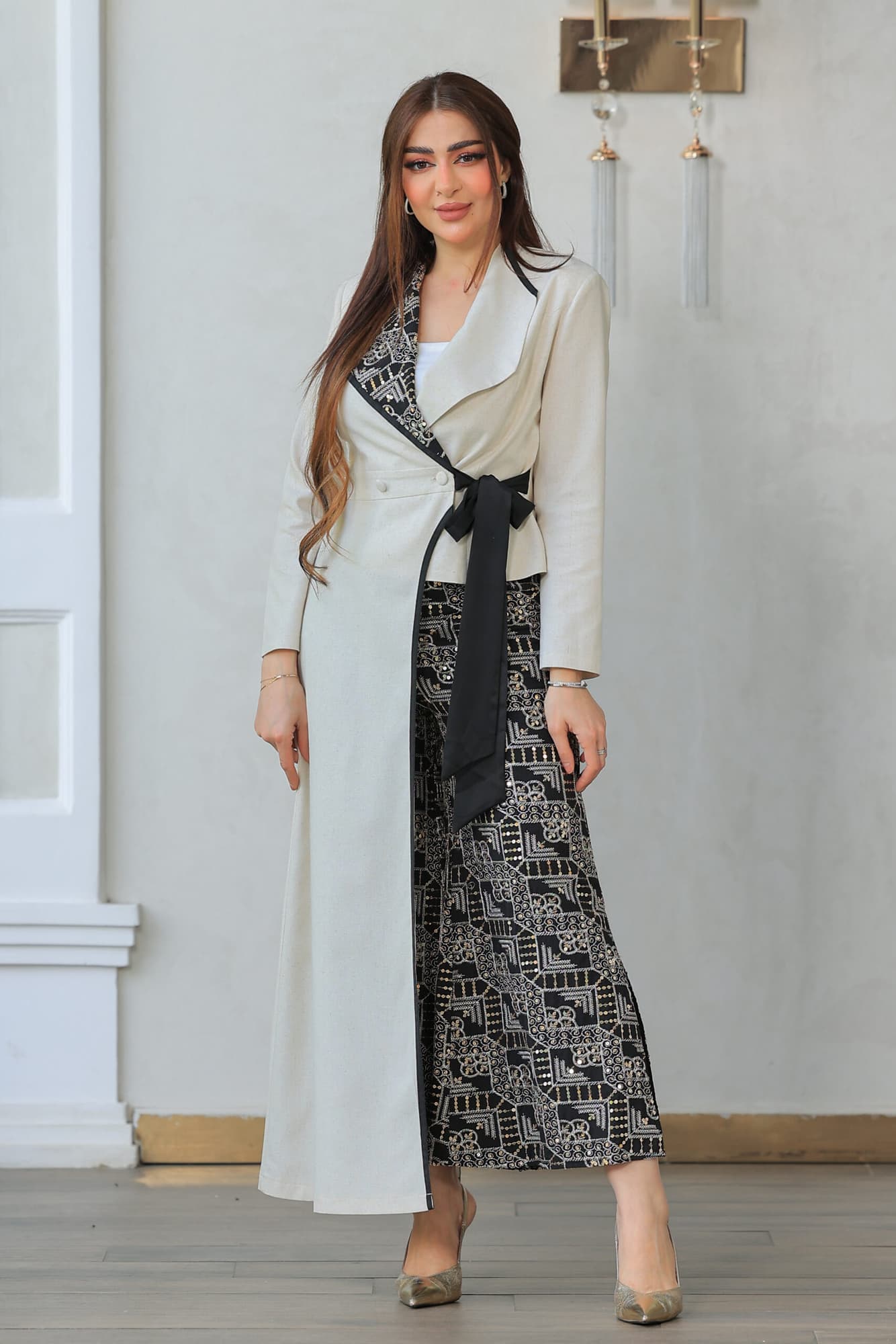 طقم بنطلون وبلوزة لف باسلوب المعطف الطويل