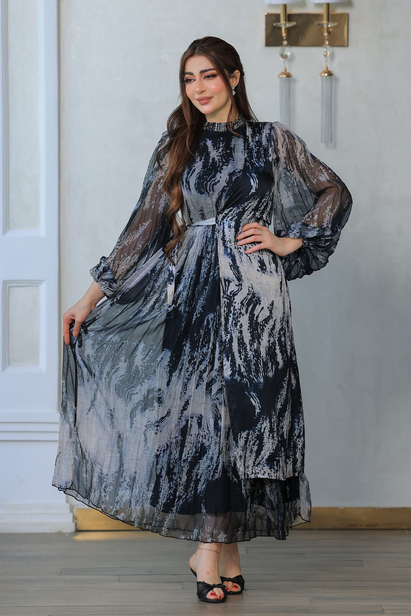 فستان شيفون بنقشة متموجة