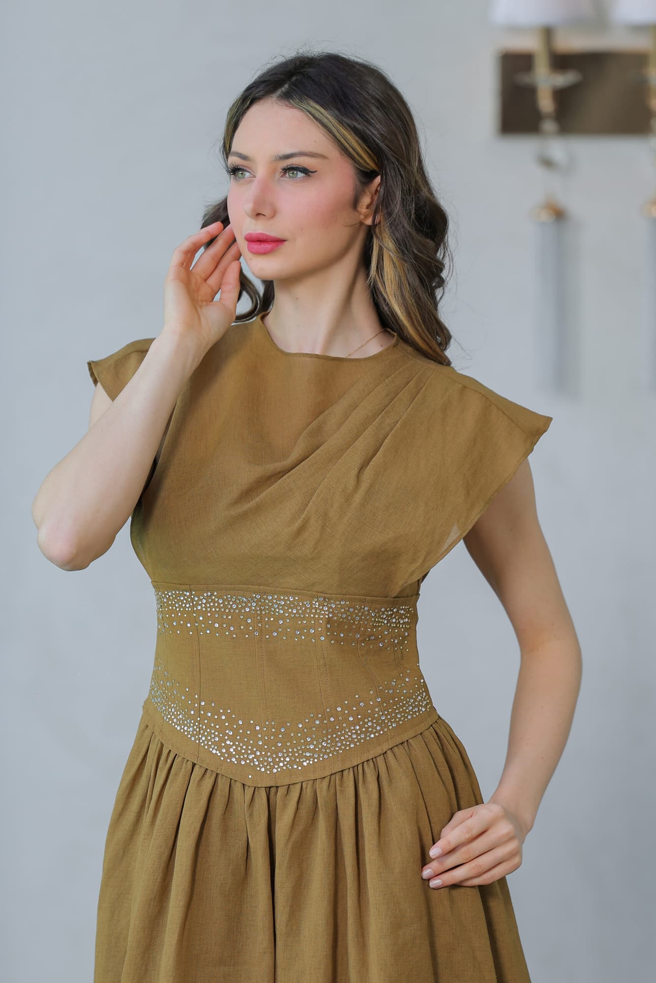 فستان ميدي باكمام كب قصيره شفافه