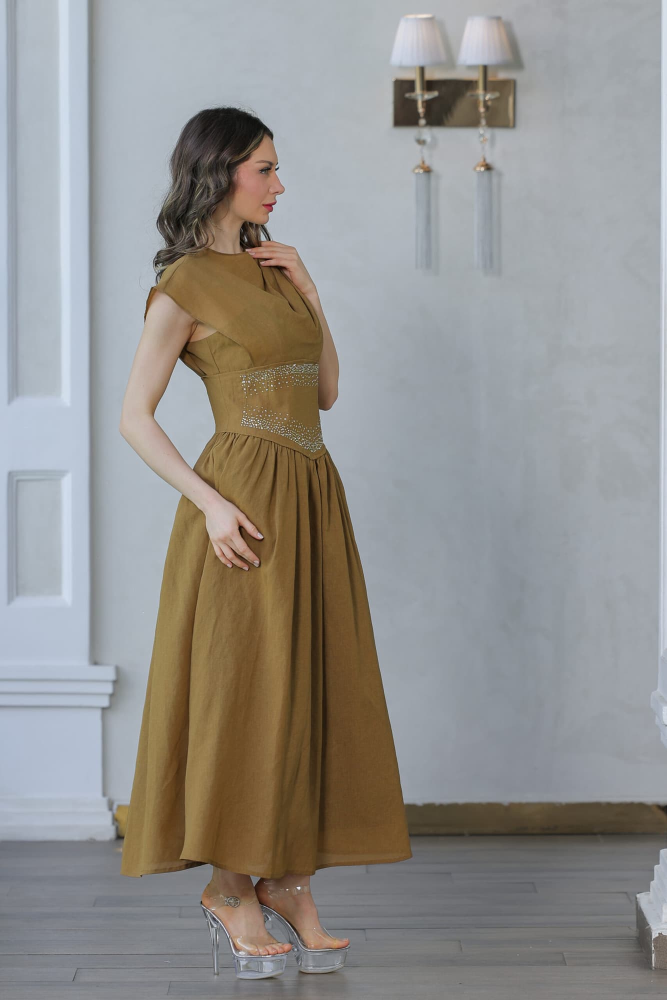 فستان ميدي باكمام كب قصيره شفافه