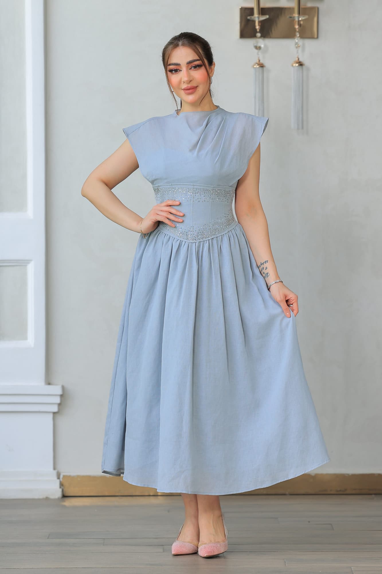 فستان ميدي باكمام كب قصيره شفافه