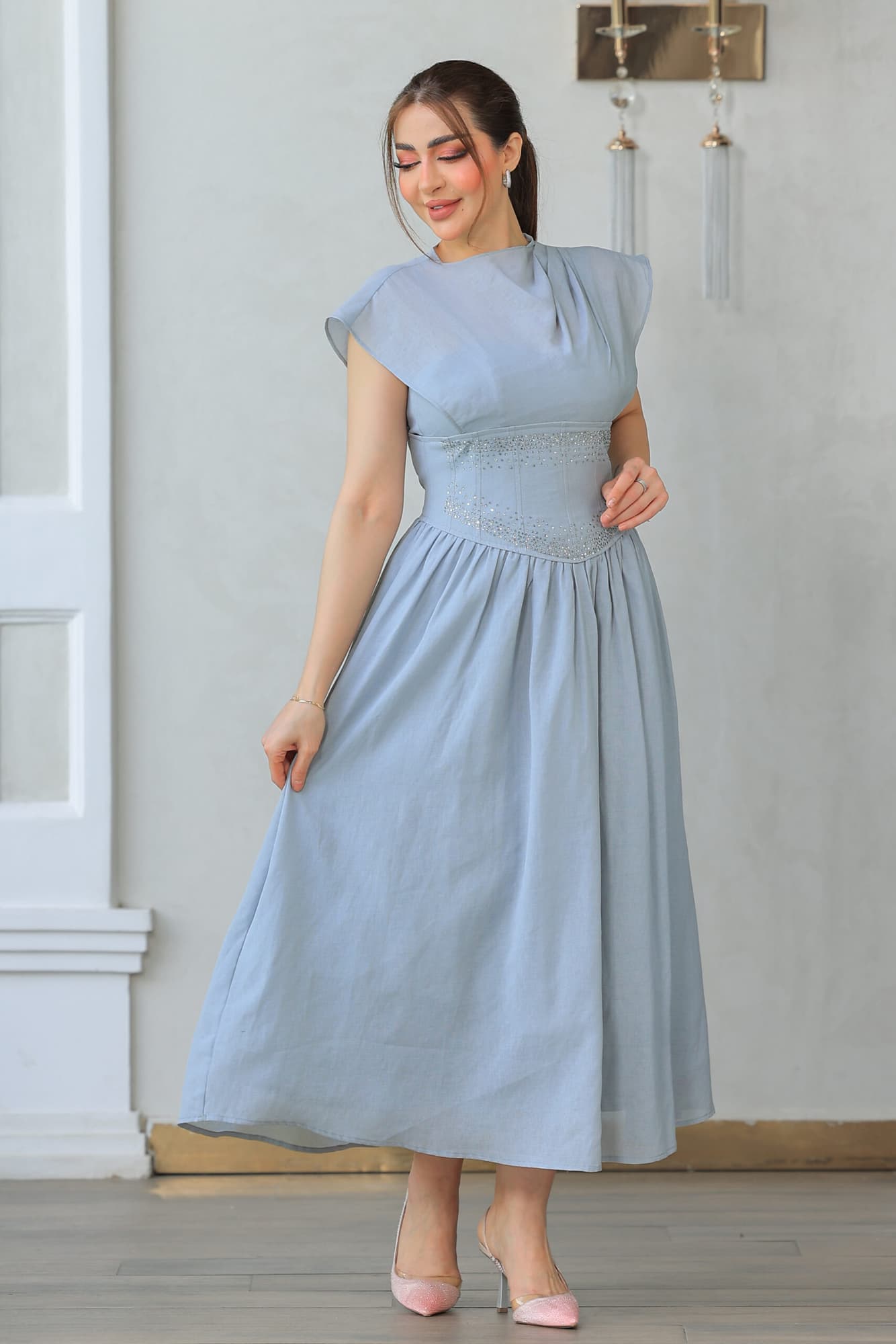 فستان ميدي باكمام كب قصيره شفافه