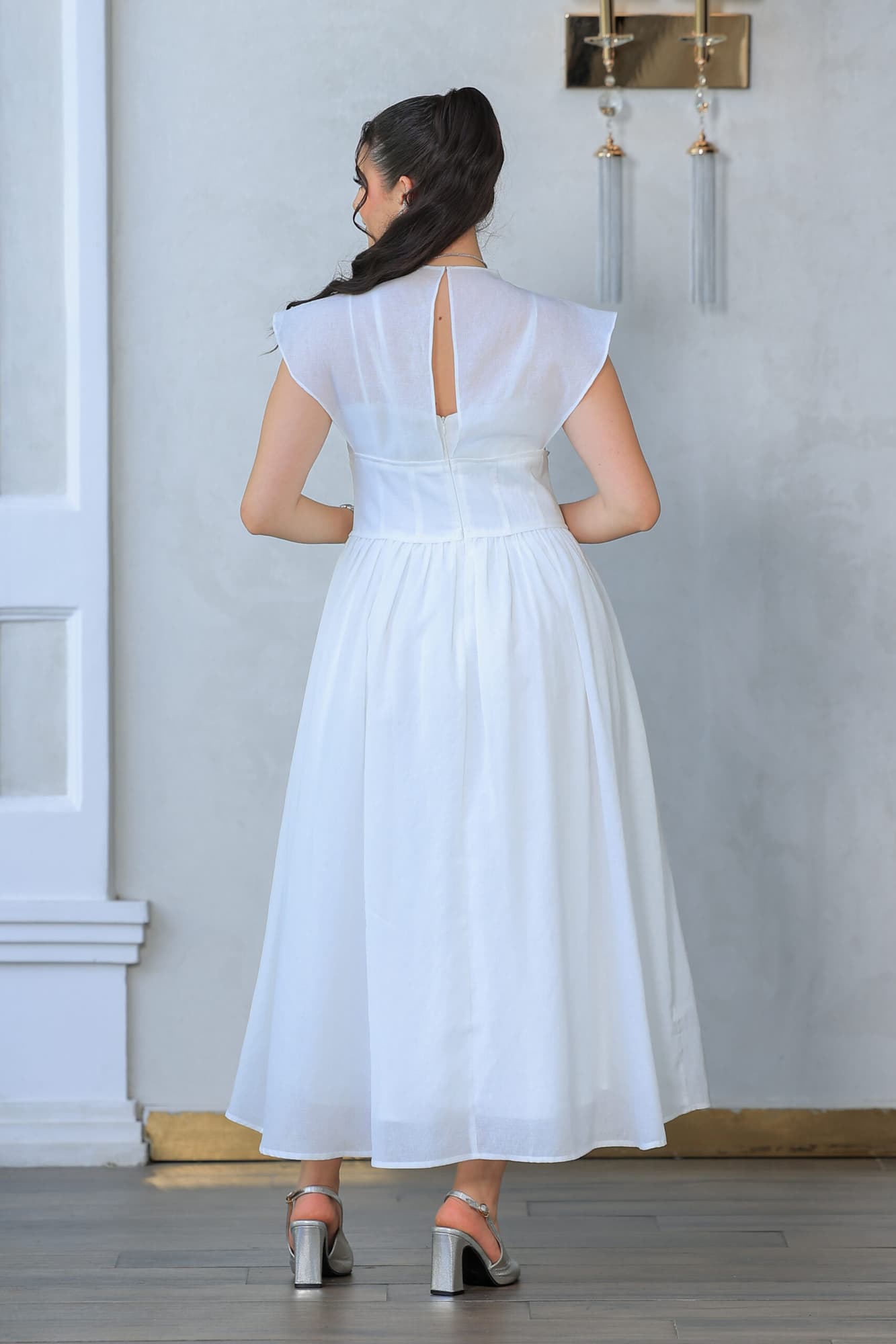 فستان ميدي باكمام كب قصيره شفافه