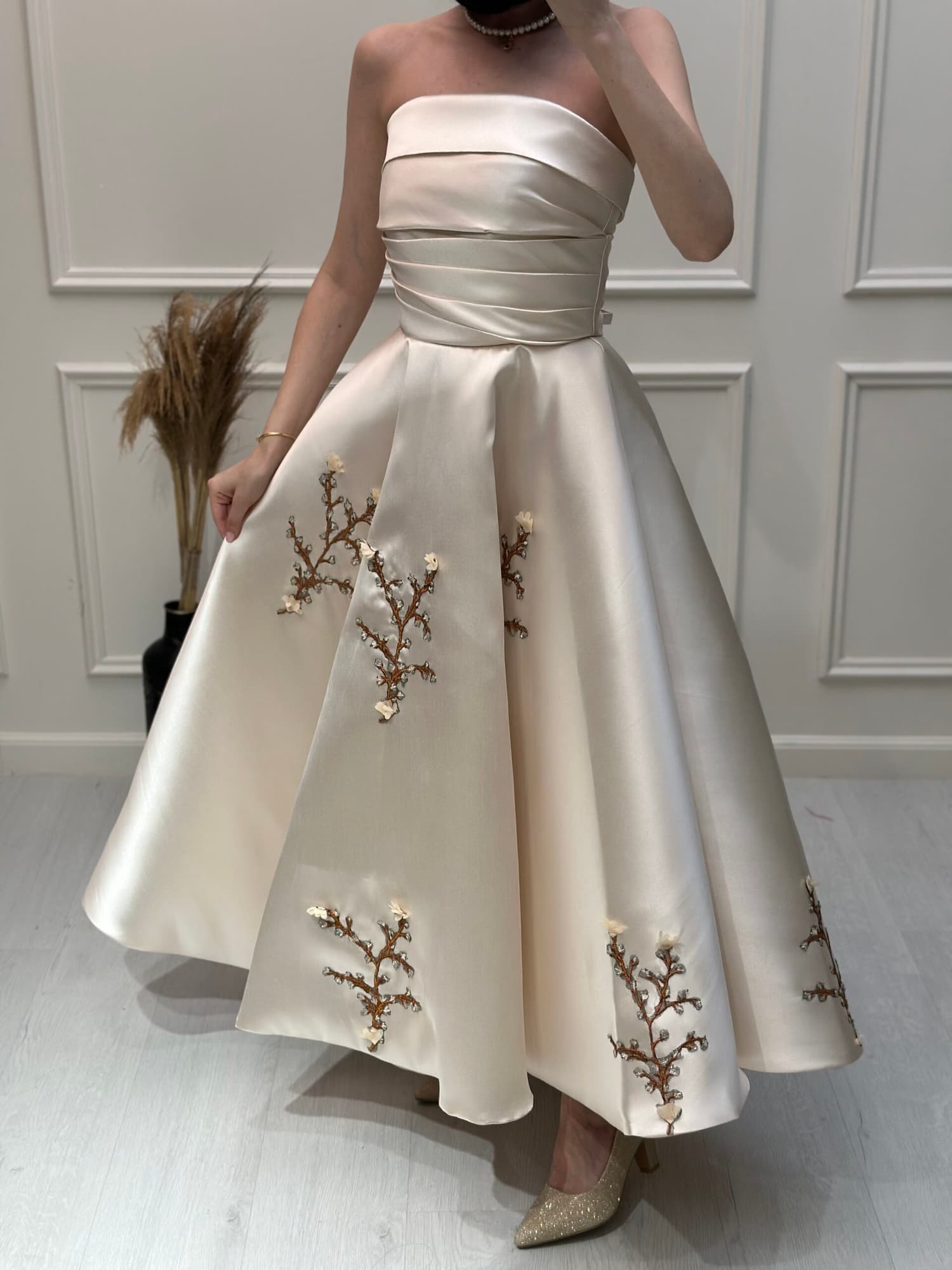 فستان سهرة توب بتطريز ناعم