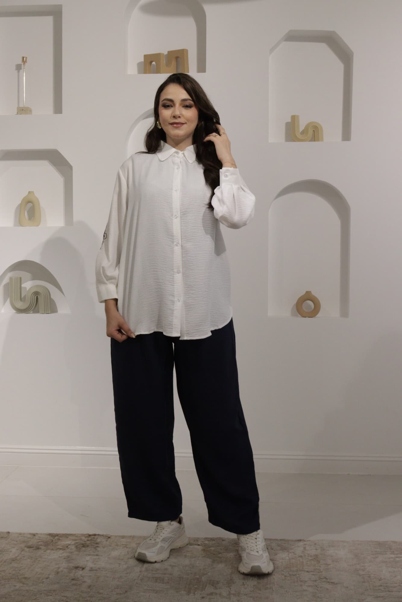 طقم بنطلون وبلوزة كاجوال بتطرز خيوط