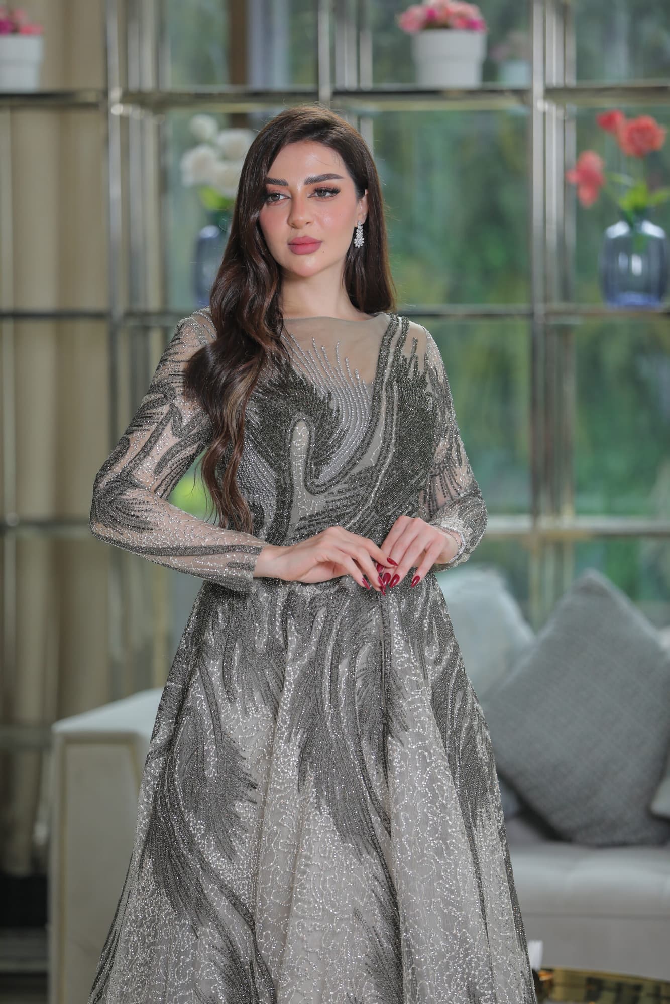 فستان سهرة مزين كامل بالخرز