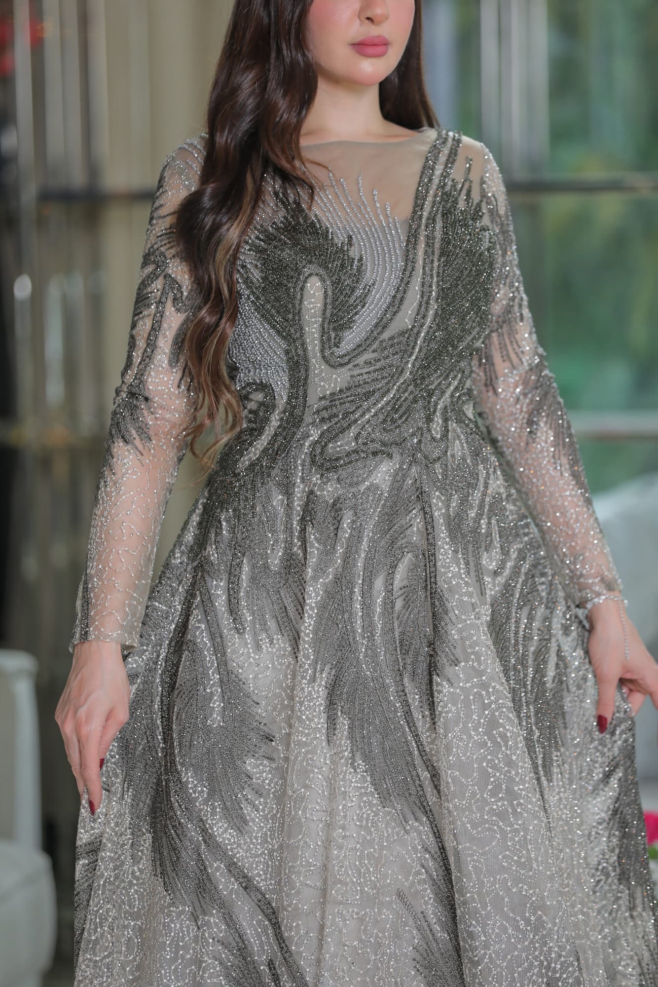 فستان سهرة مزين كامل بالخرز