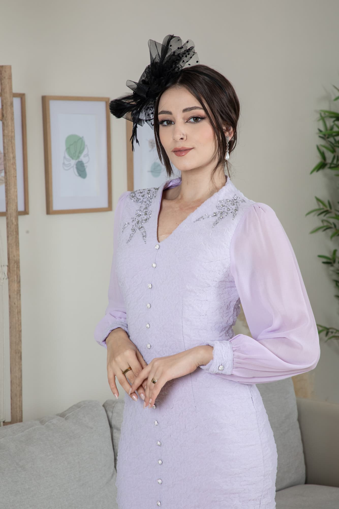 فستان شتوي ماسك بازرار لؤلؤ مزين بفصوص على الاكتاف