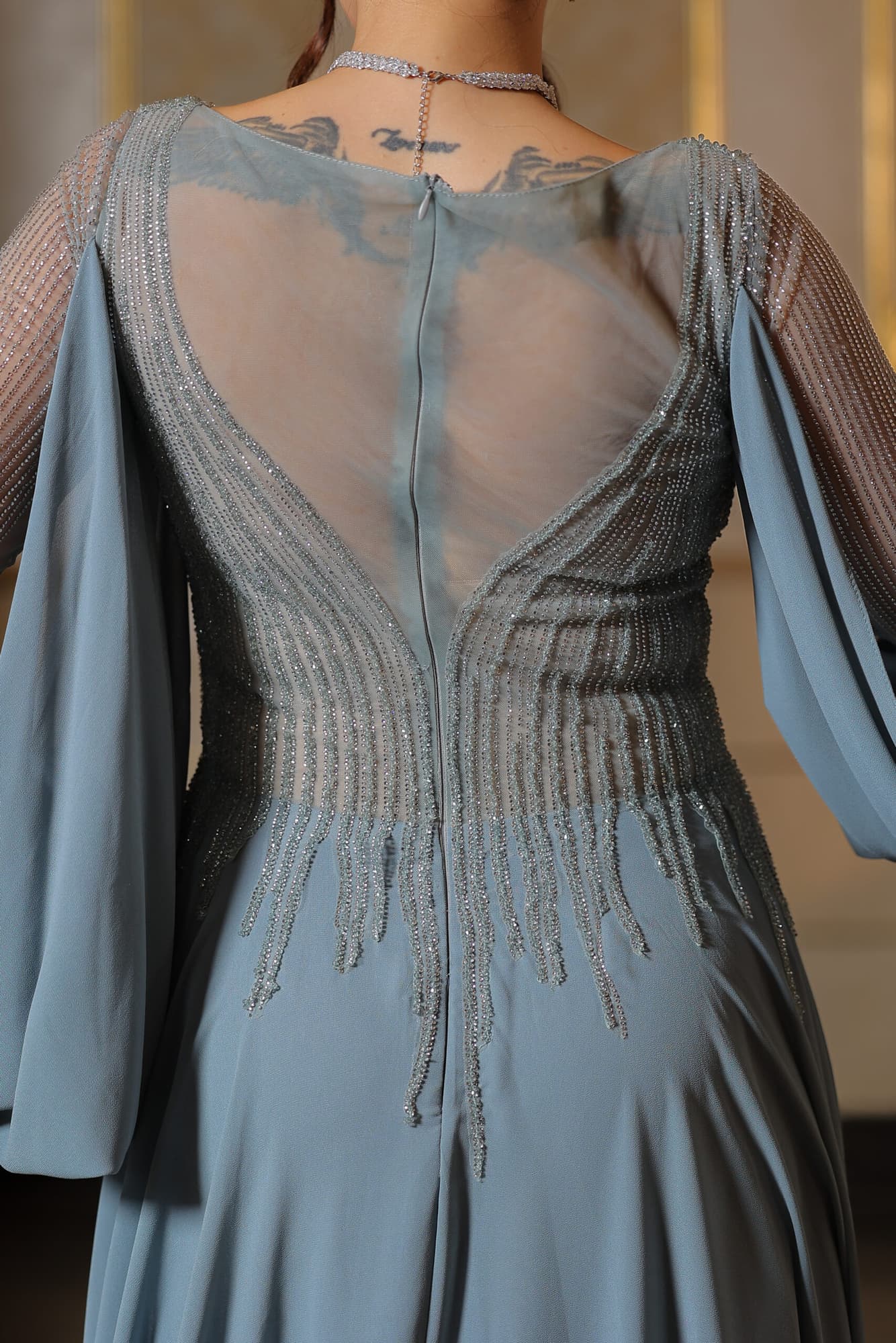 فستان سهرة شيفون باكمام شفاف ماسك مضاف له شيفون منسدل