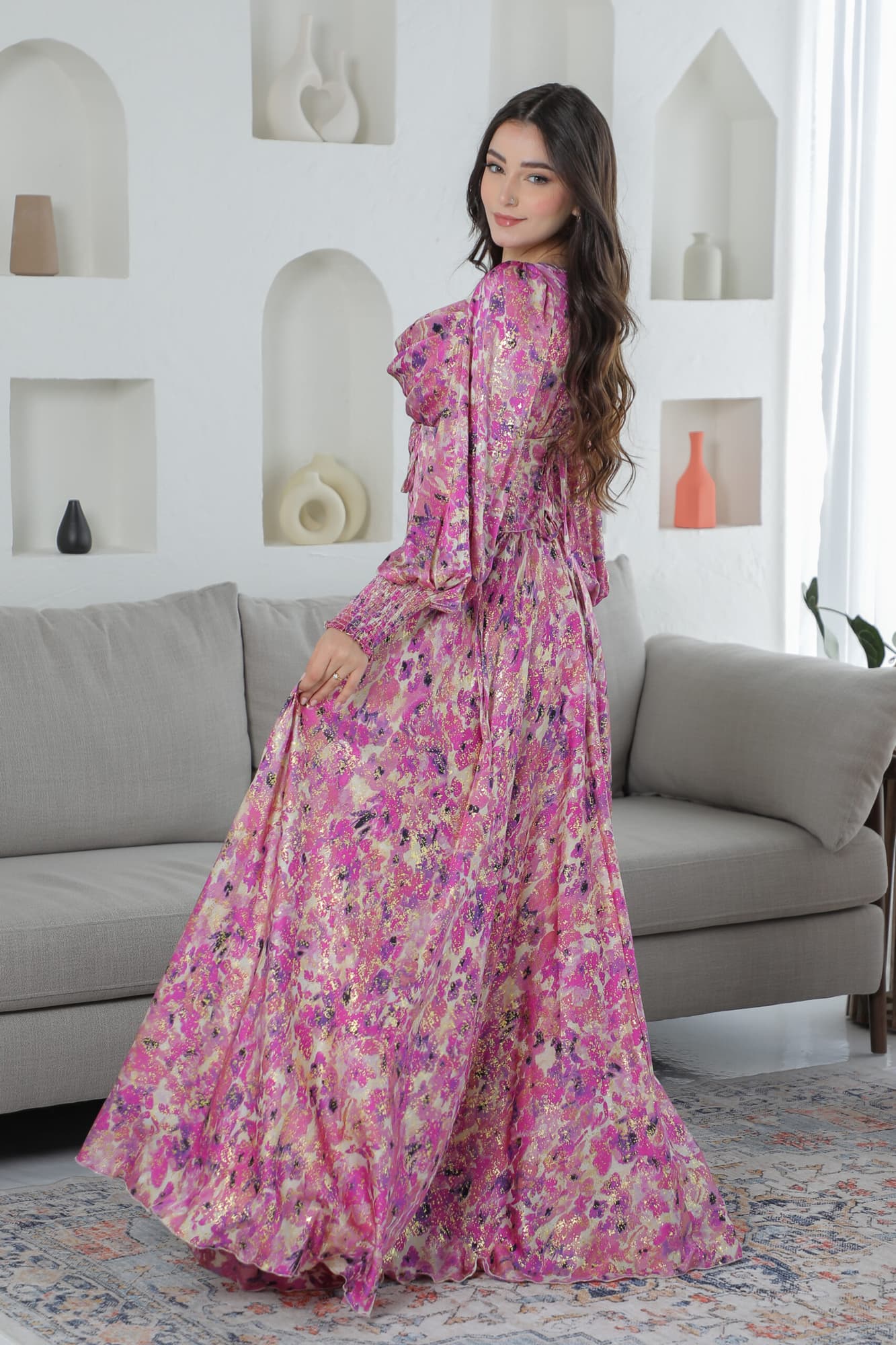 فستان مورد كورسيه بقصة مميزة واكمام طويلة