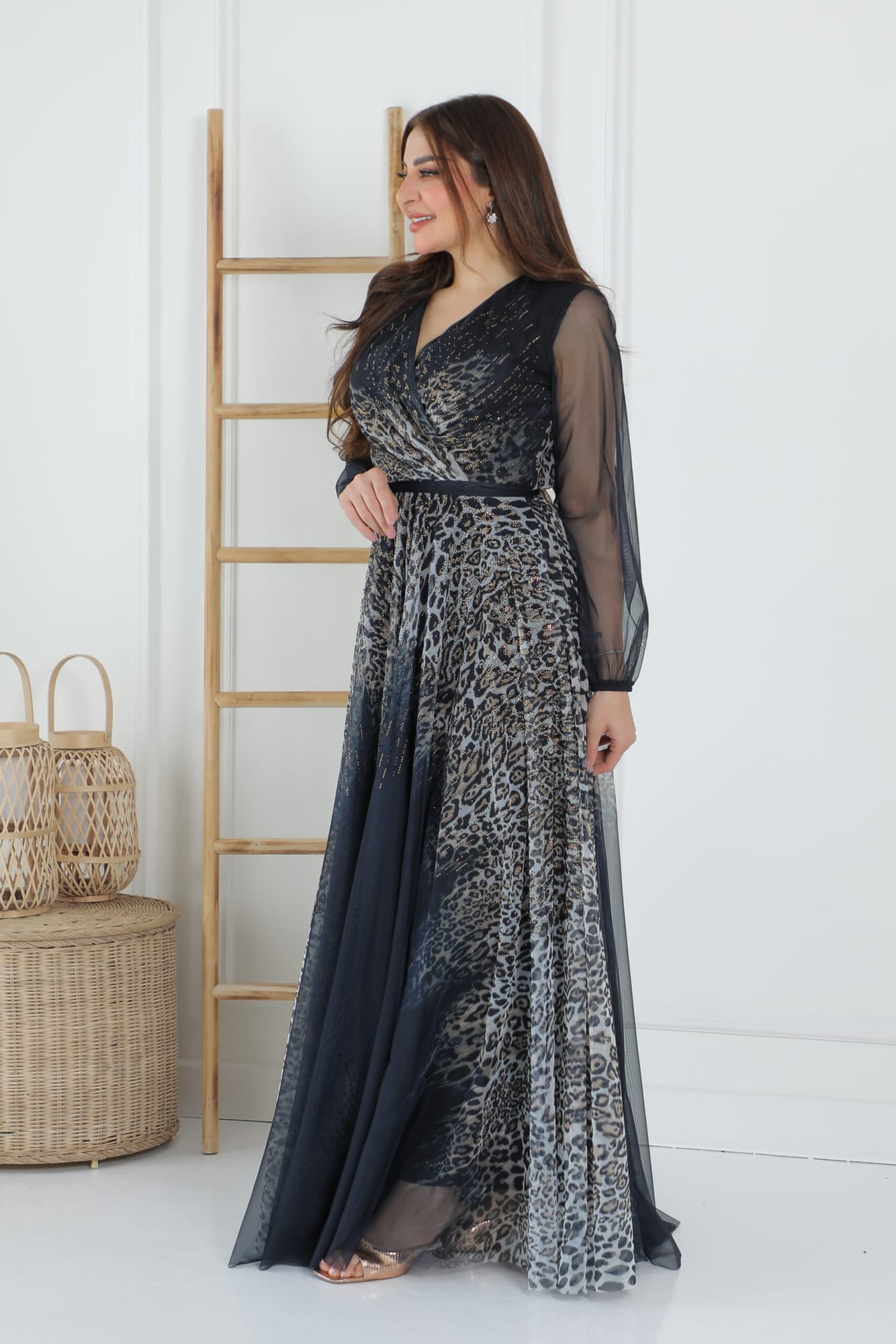 فستان نسائي اكمام شفافة بطباعة جلد النمر