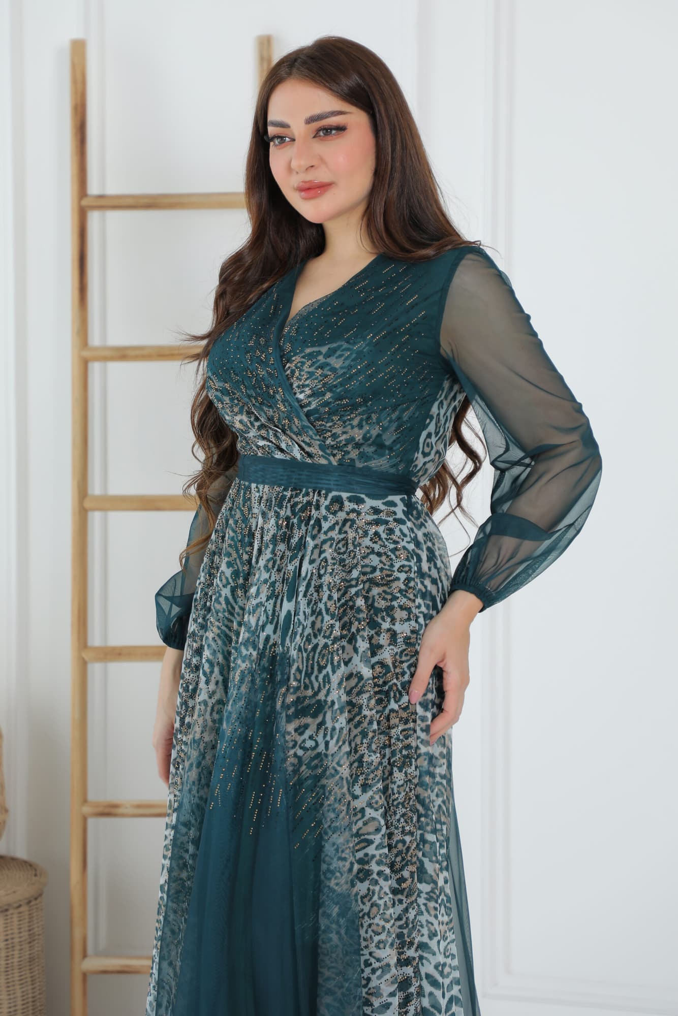 فستان نسائي اكمام شفافة بطباعة جلد النمر