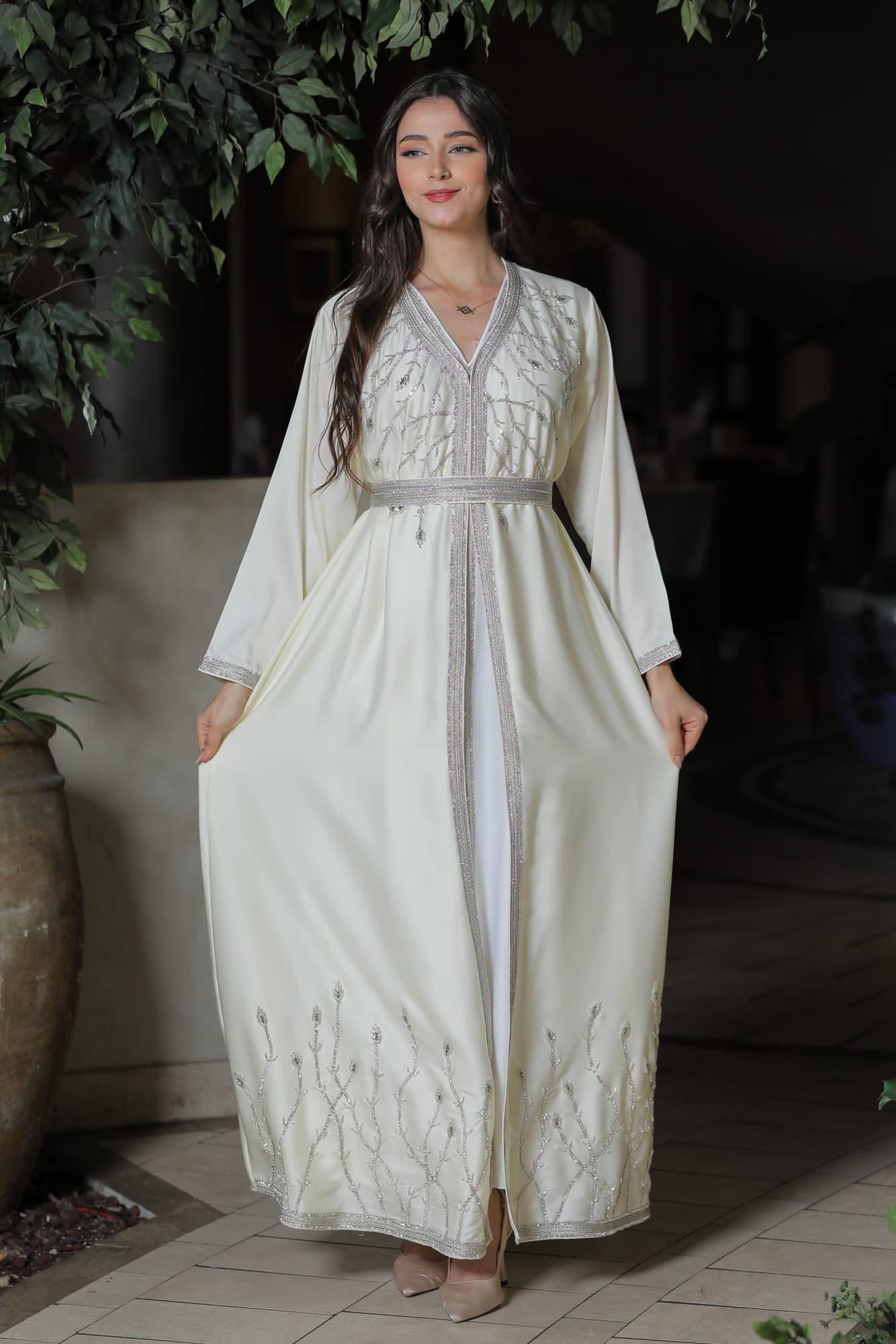 جلابية بأحدث تصميم مطرزة اربع الوان