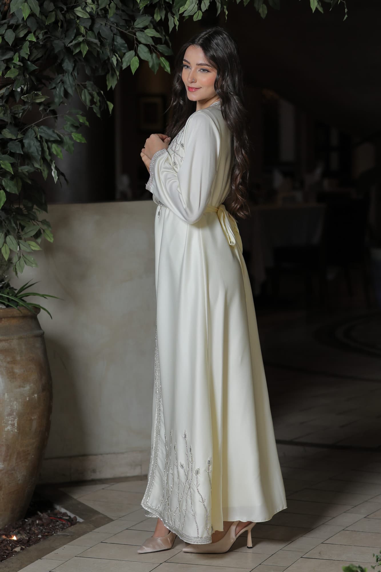 جلابية بأحدث تصميم مطرزة اربع الوان