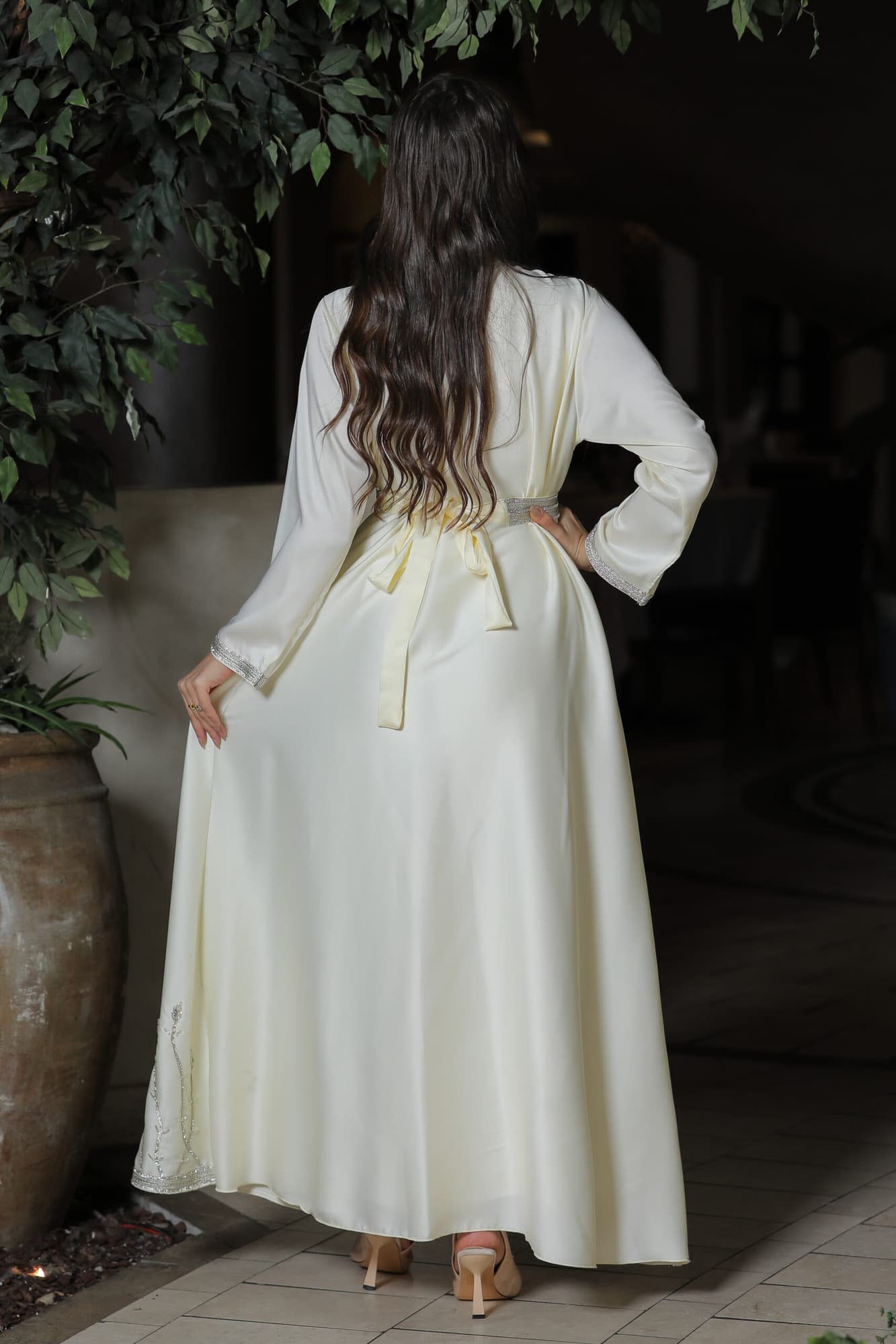 جلابية بأحدث تصميم مطرزة اربع الوان