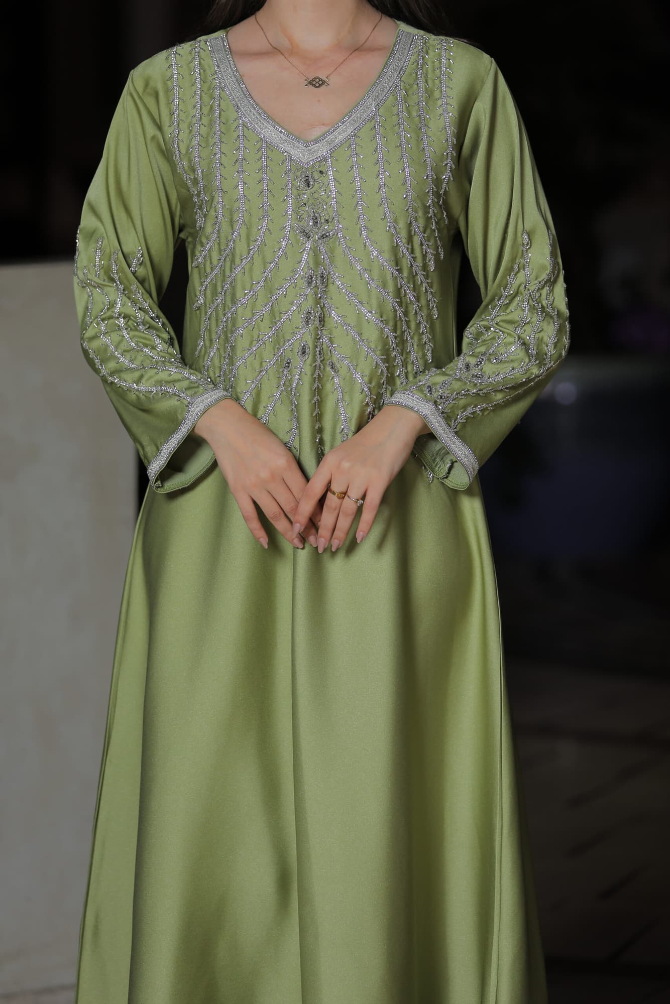 جلابية ناعمة مشجرة فضي عشبي