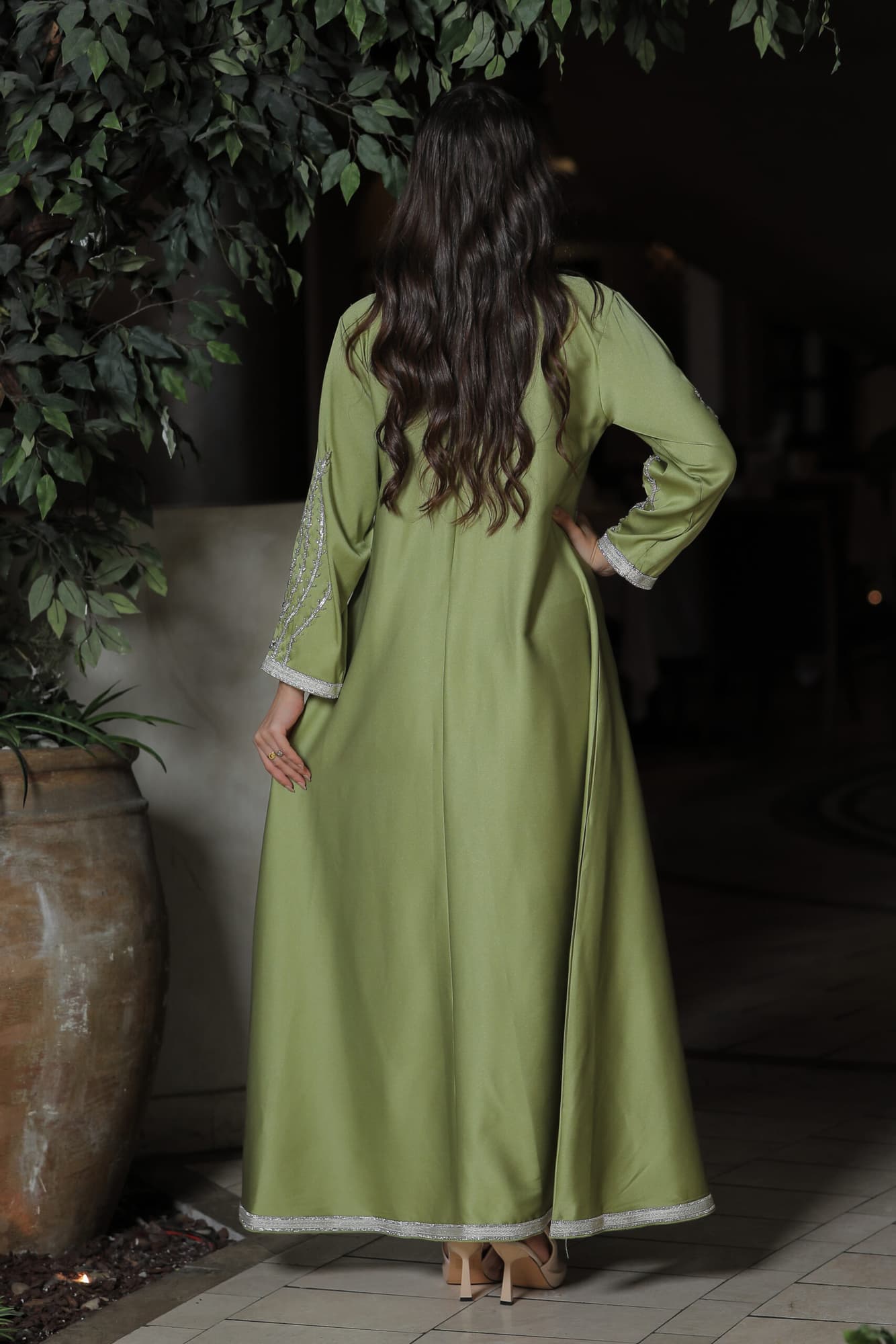 جلابية ناعمة مشجرة فضي