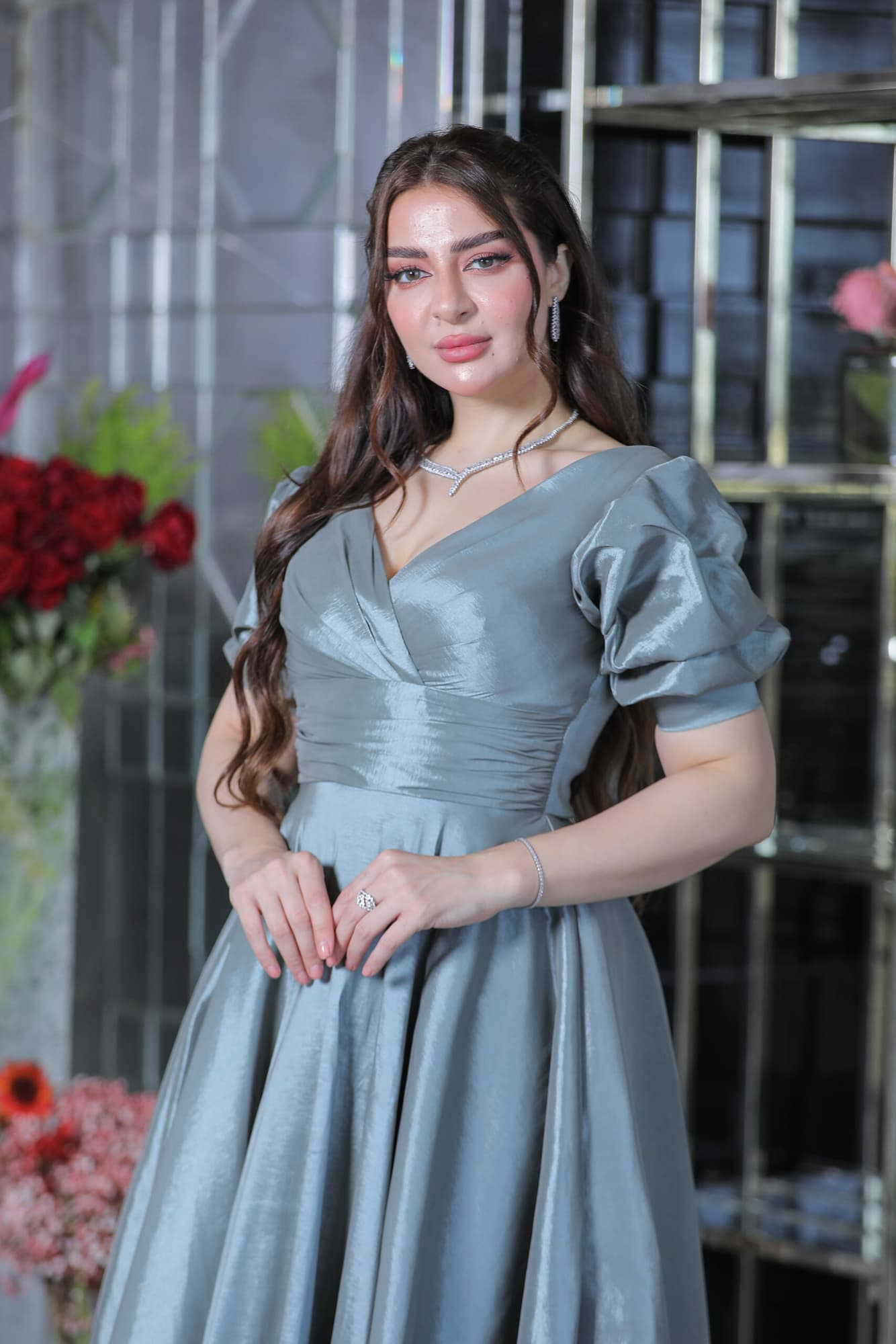 فستان سهره طويل باكمام بف