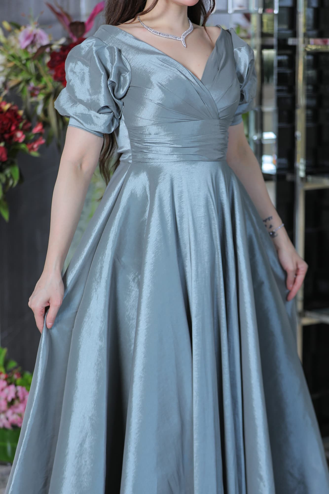 فستان سهره طويل باكمام بف