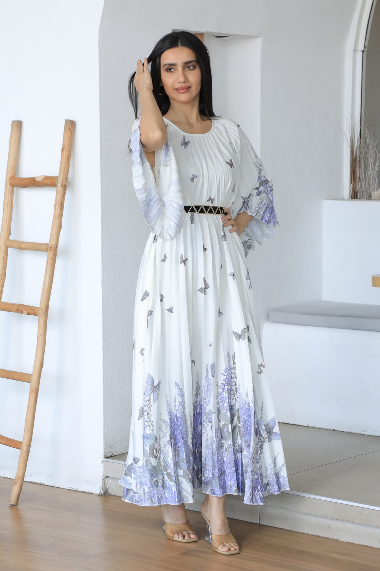 جلابية كسرات ناعمة بطباعة فراشات