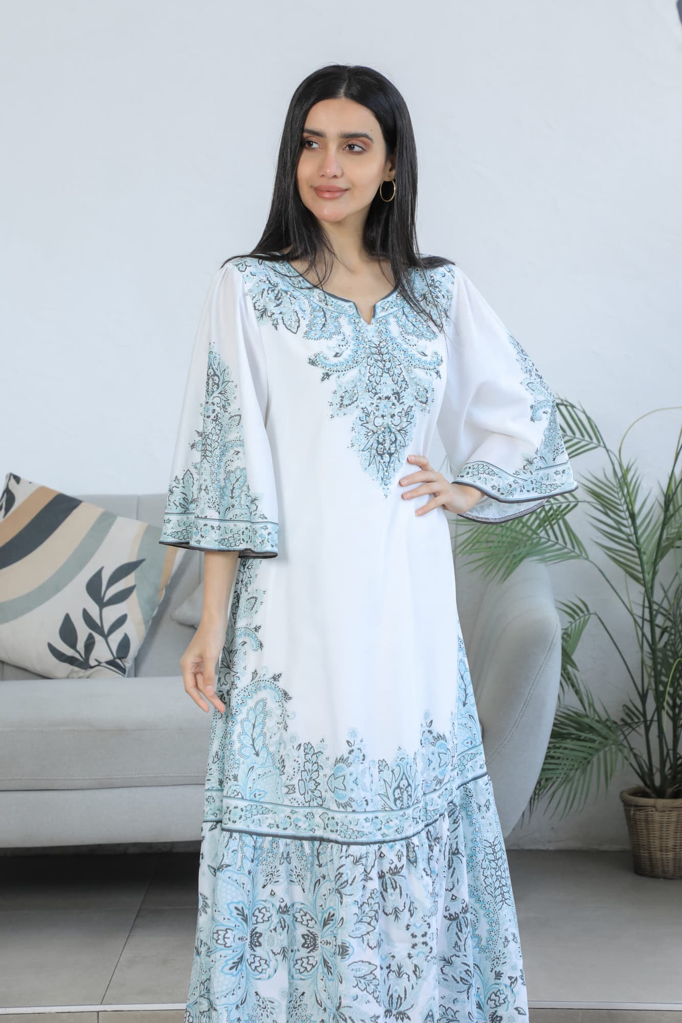 جلابية رمضانية بنقوش ناعمة