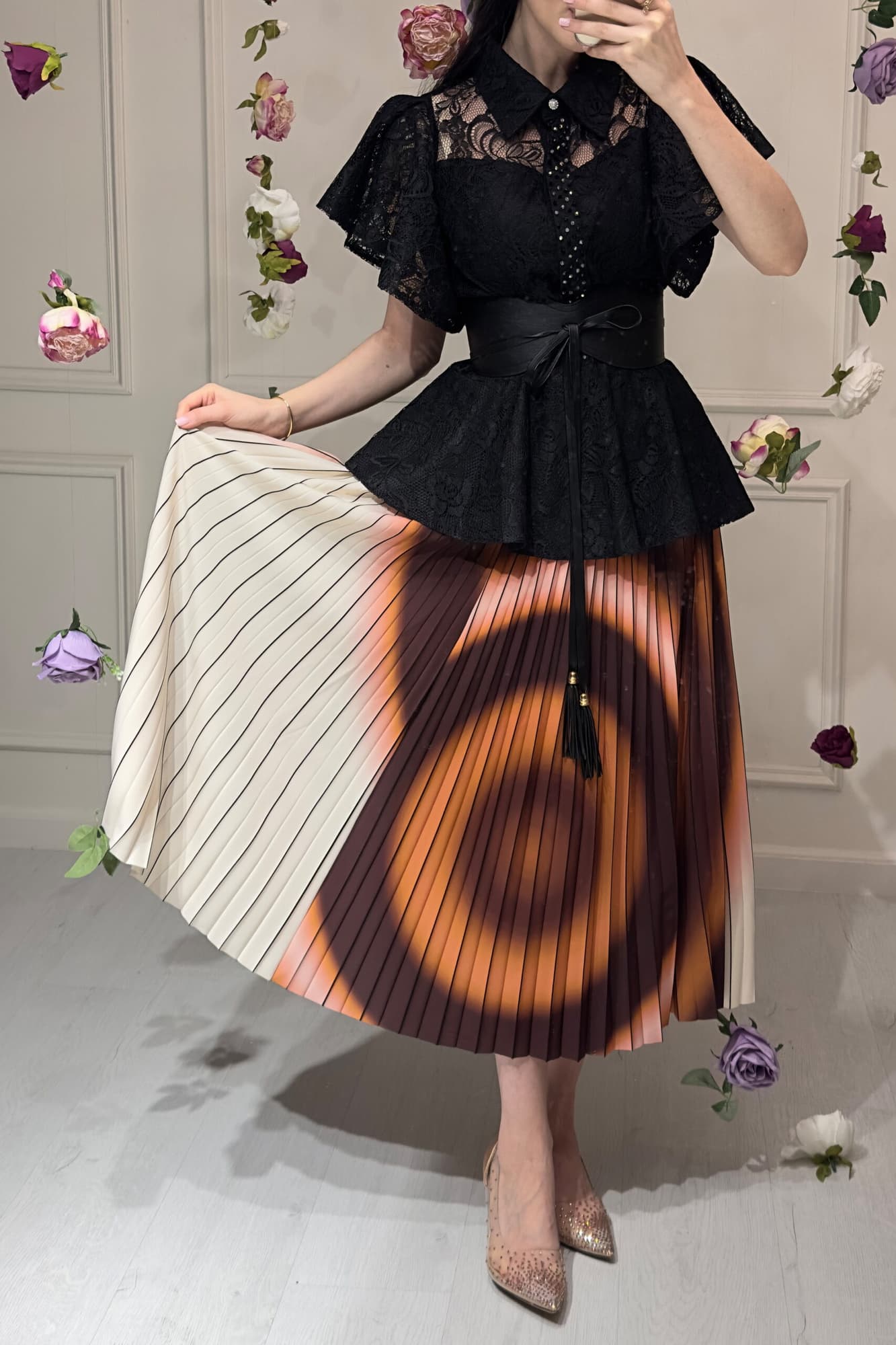 طقم تنوره كشكش ملونه