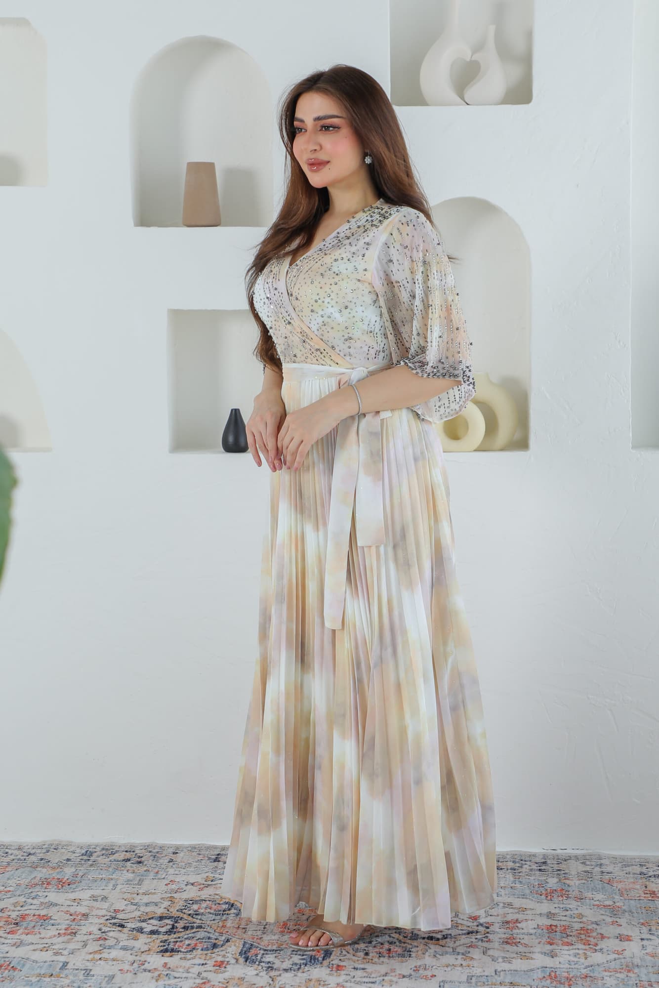 فستان واسع تصميم كسرات مزين بالخرز