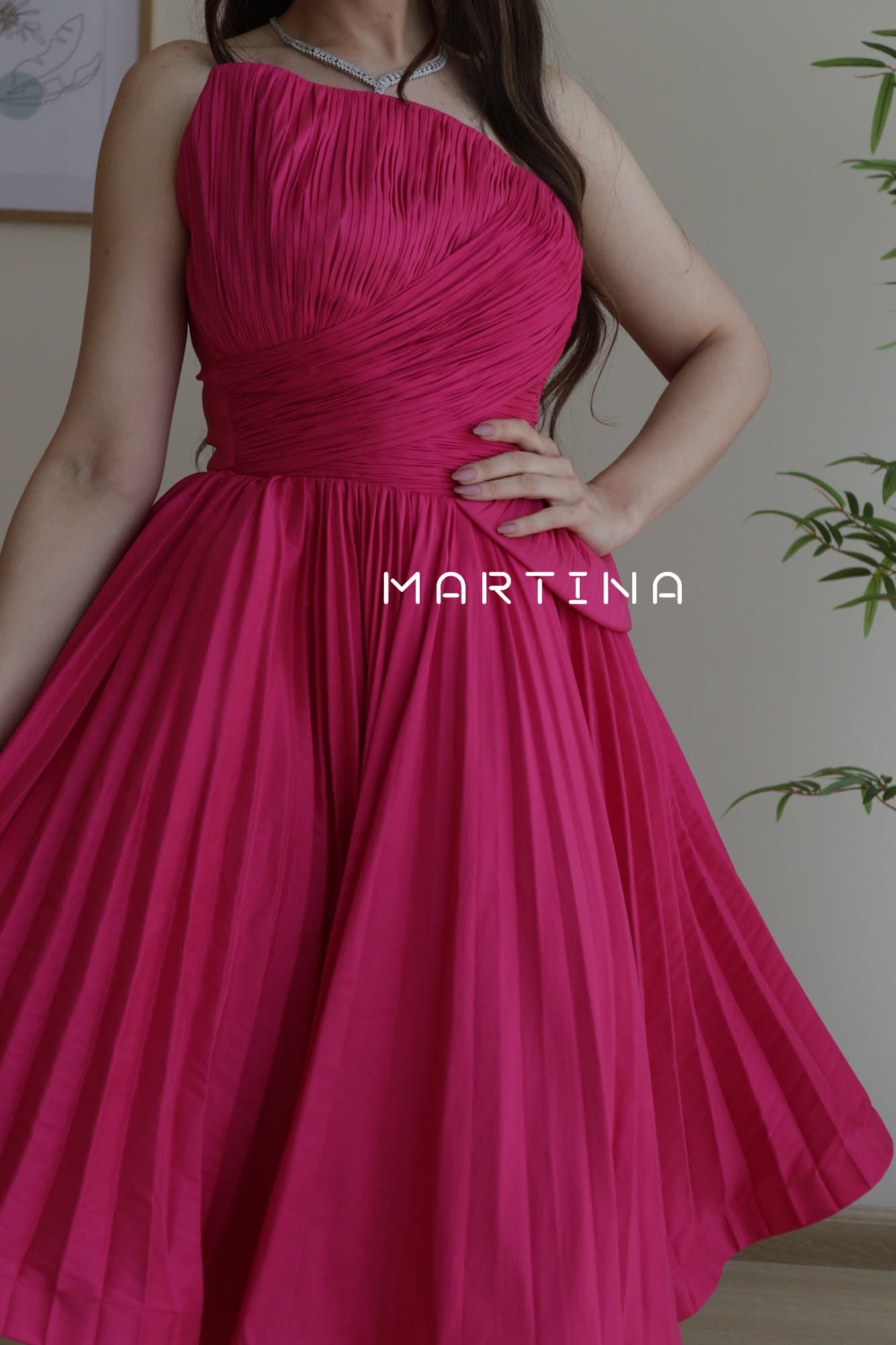 فستان سهره ميدي بتصميم مذهل عصري