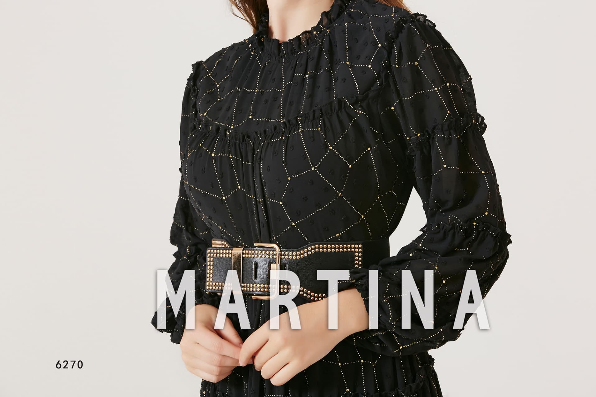 فستان طويل ناعم من خامة الشيفون اسود