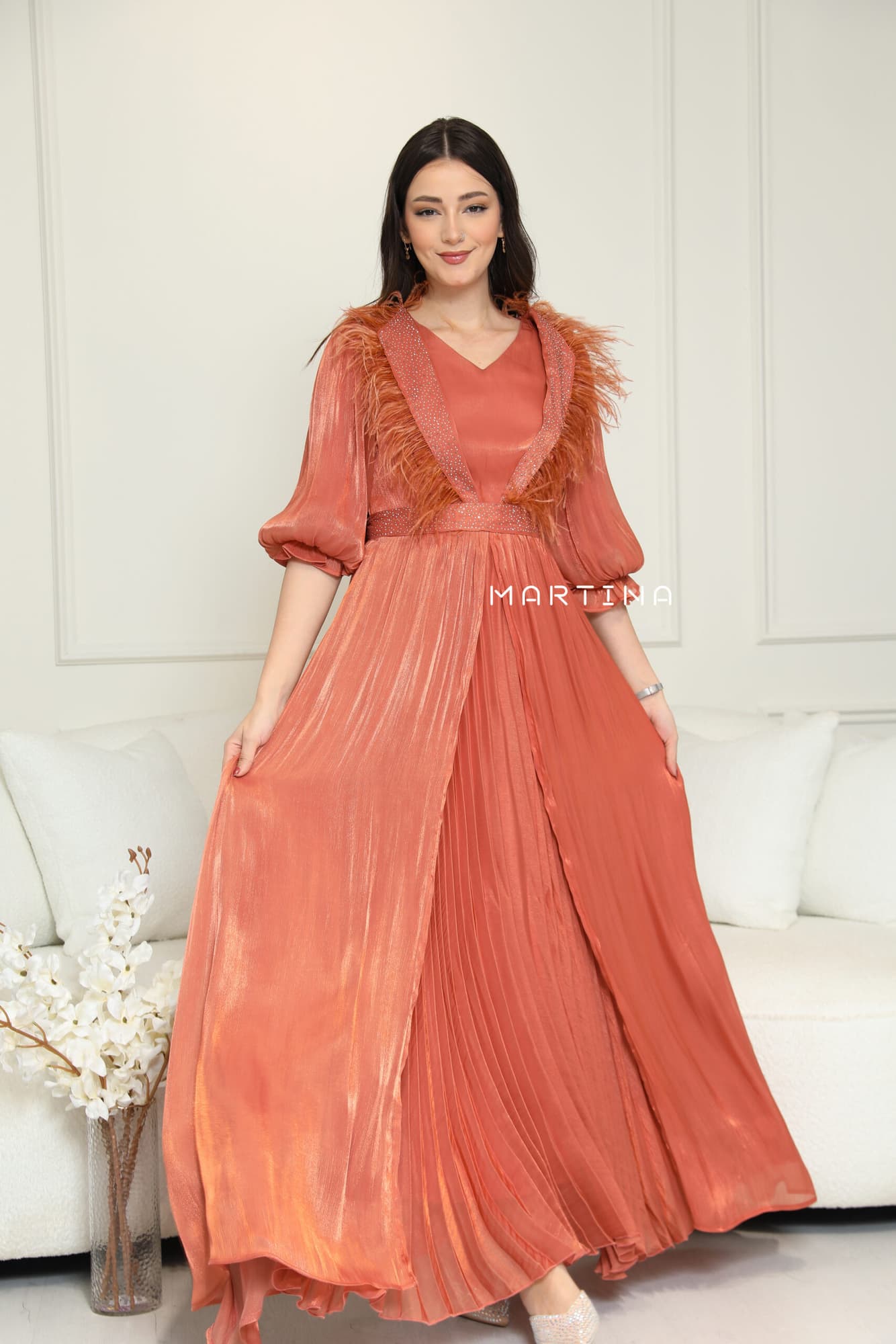 فستان سهرة بريش ع الاكتاف